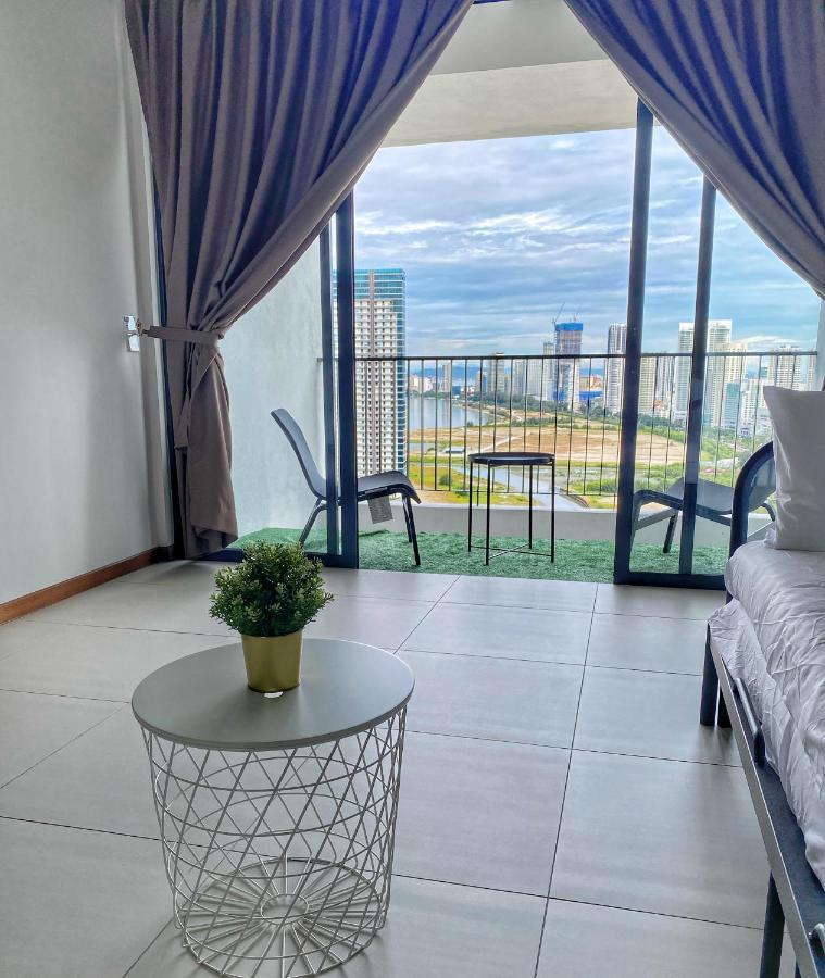 The Landmark Comfort Relax Spacious Sea View By Iz Tanjung Tokong 외부 사진